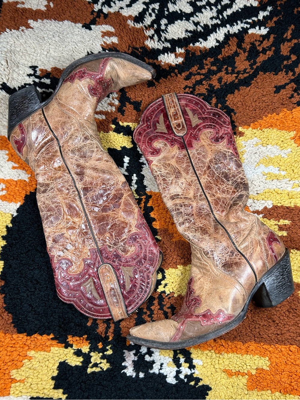 STERLING RIVER, tall cowgirl boots!!